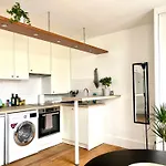 Eiffel Tower - Cosy Studio